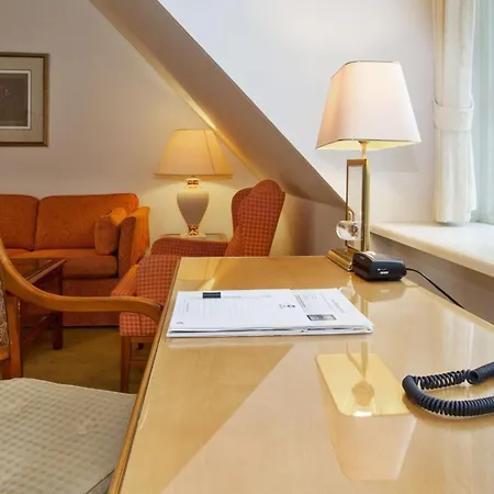 호텔 Knudsens Gaard 4*
