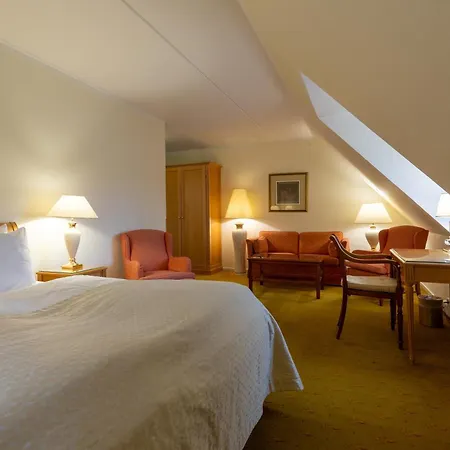 Knudsens Gaard Hotel 4*