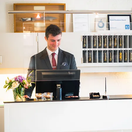 Knudsens Gaard מלון