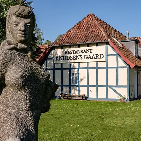 Отель Knudsens Gaard