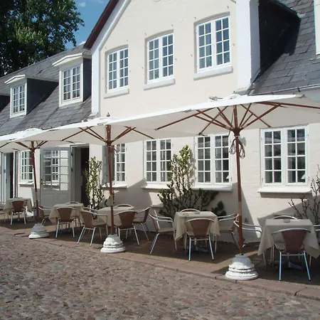 호텔 Knudsens Gaard 4*