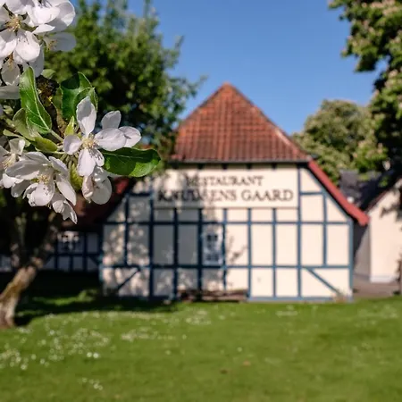 Knudsens Gaard Hotel 4*