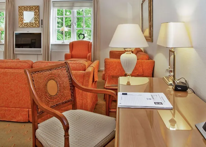 Knudsens Gaard 4* 欧登塞