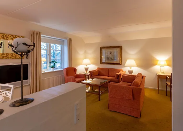 Knudsens Gaard 4* 欧登塞