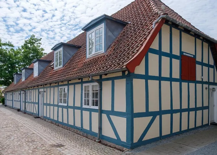 Knudsens Gaard 酒店 欧登塞